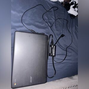Acer Chromebook 11 - Silver Laptop with Charger